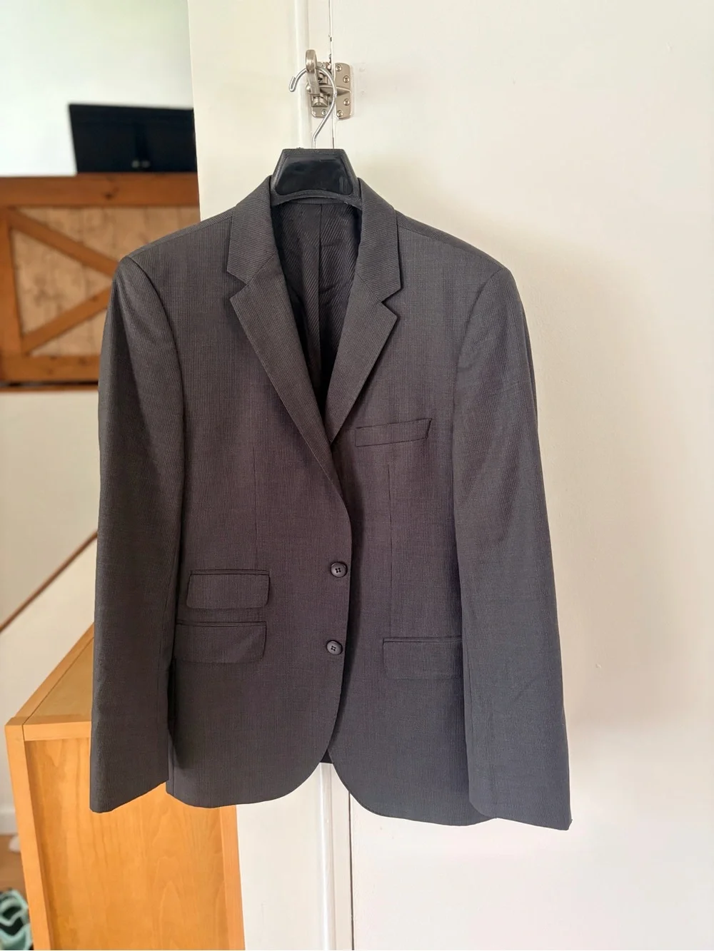 Hugo Boss Men's Charcoal Gray Two-Button Sport Coat